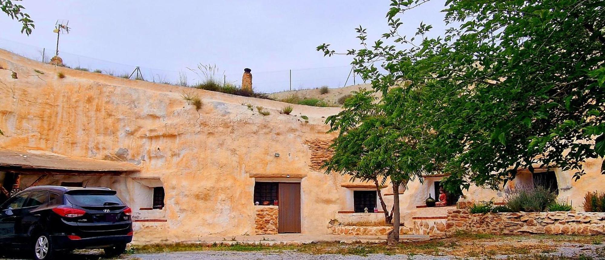 Casa Cueva Cascamorras "Capricho Andaluz" 바사 외부 사진